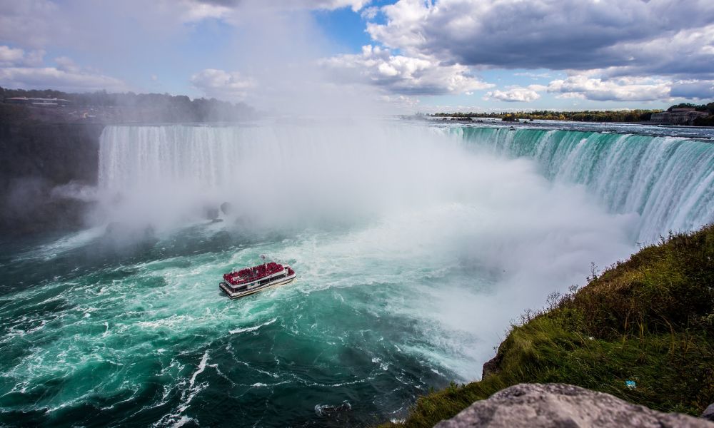 Tour Descubriendo Canadá. Vive la experiencia de estar cerca de las cataratas del Niágara