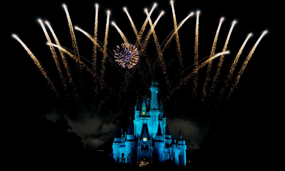 Tour Walt Disney World Resort, Orlando. Disfruta un fascinante espectáculo nocturno en el Castillo de Cenicienta