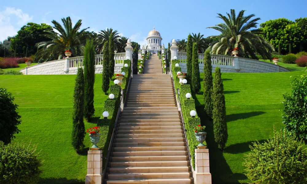 Tour Tour Israel y Tierra Santa. Para tener la mejor vista del Santuario de Bahaí debes subir a lo alto del Monte Carmelo